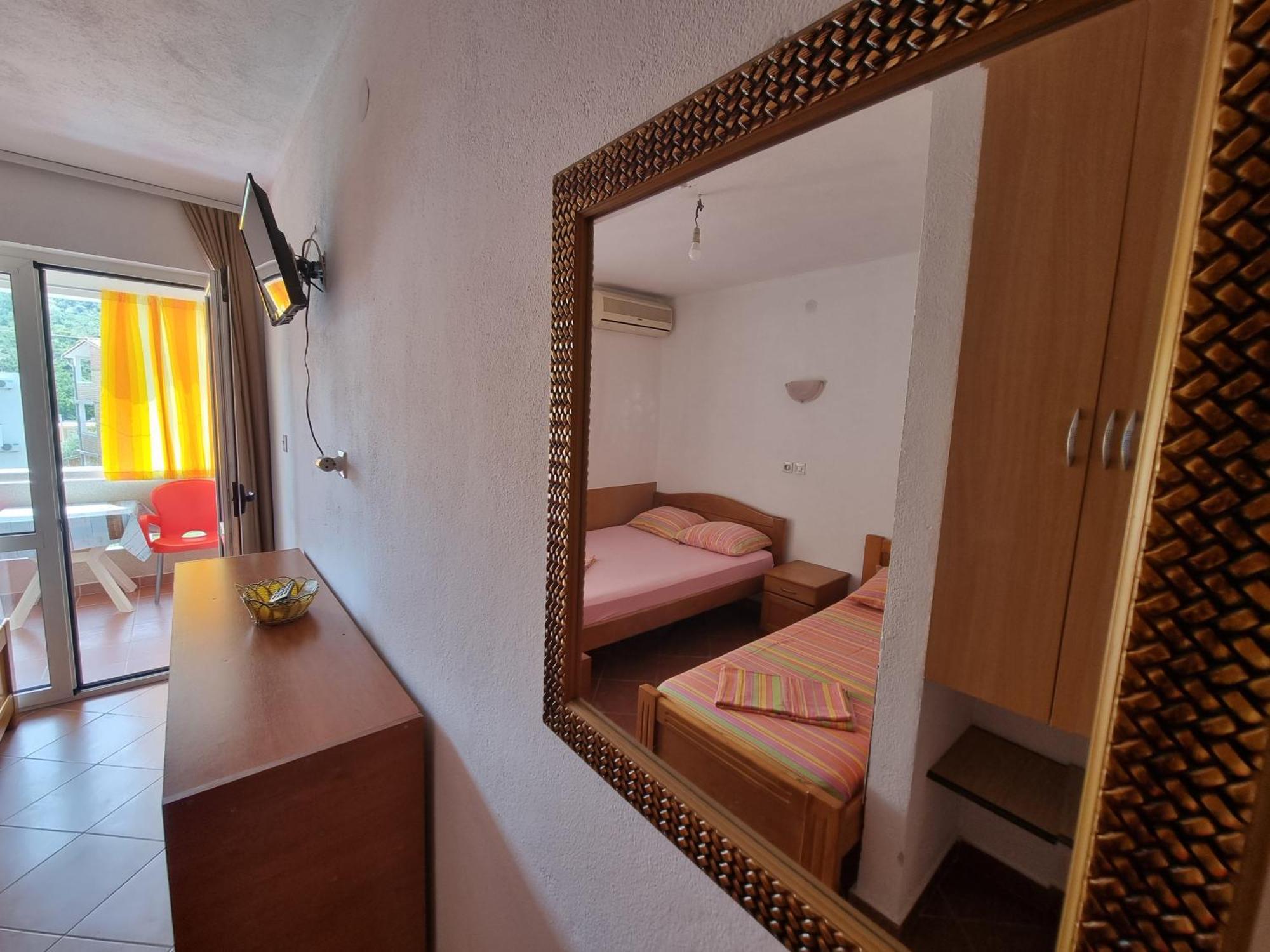 Apartmani Vukovic Sutomore Rom bilde