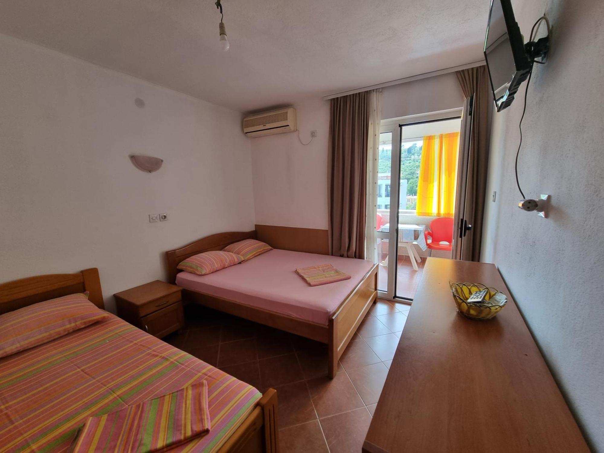 Apartmani Vukovic Sutomore Rom bilde