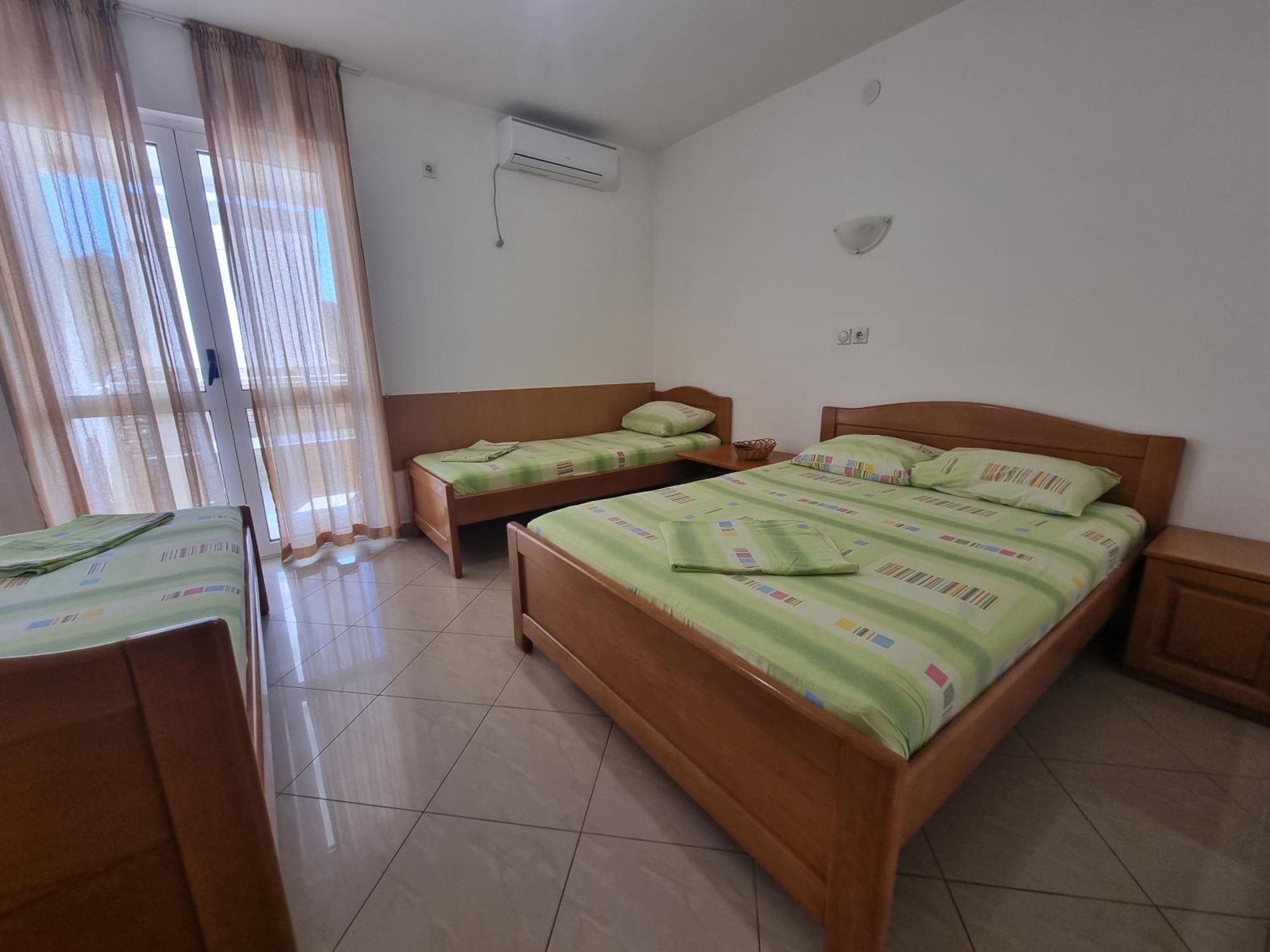 Apartmani Vukovic Sutomore Rom bilde